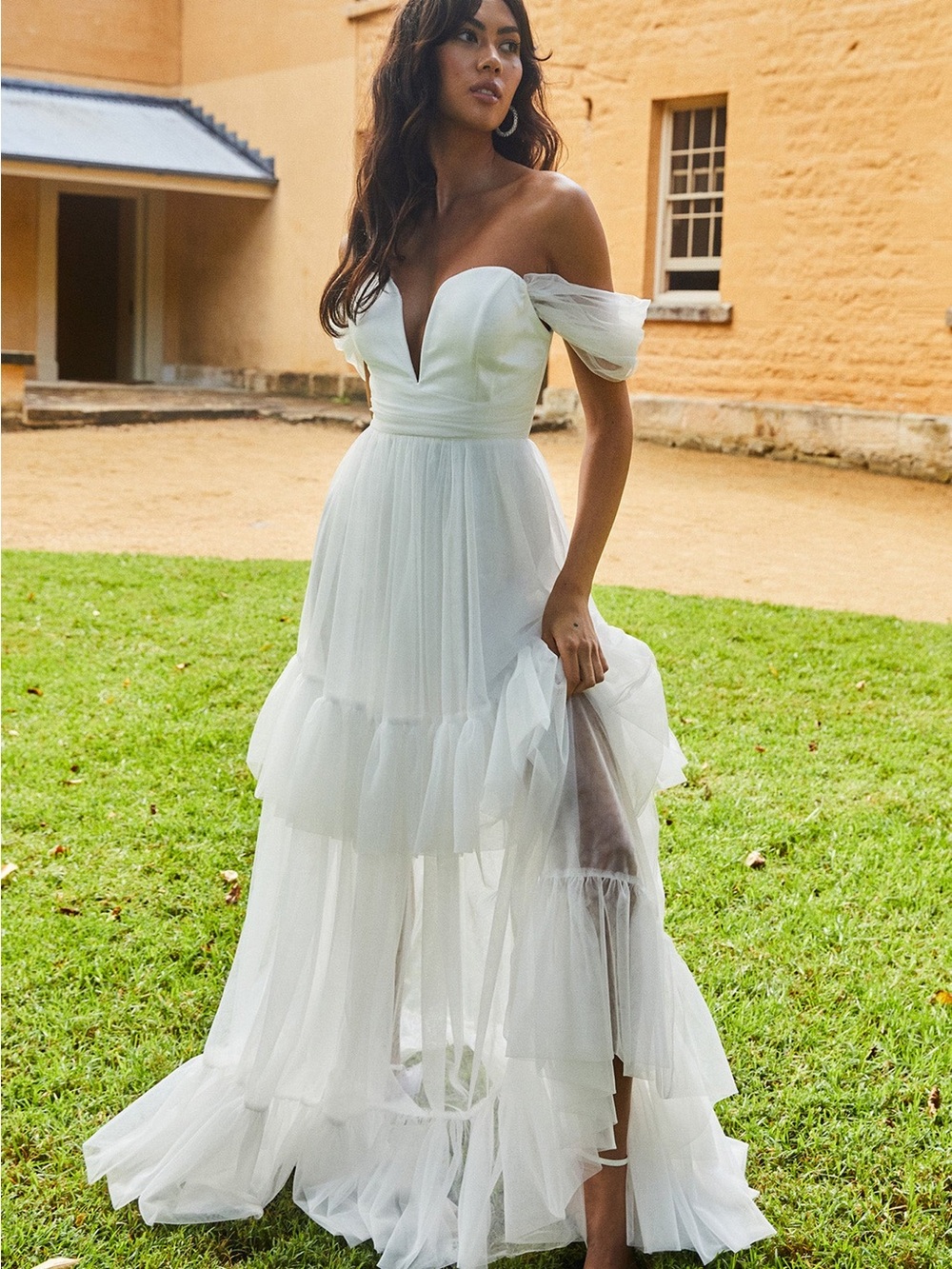 Selfie Leslie White Off-Shoulder Tulle Maxi Gown Bridal Collection
